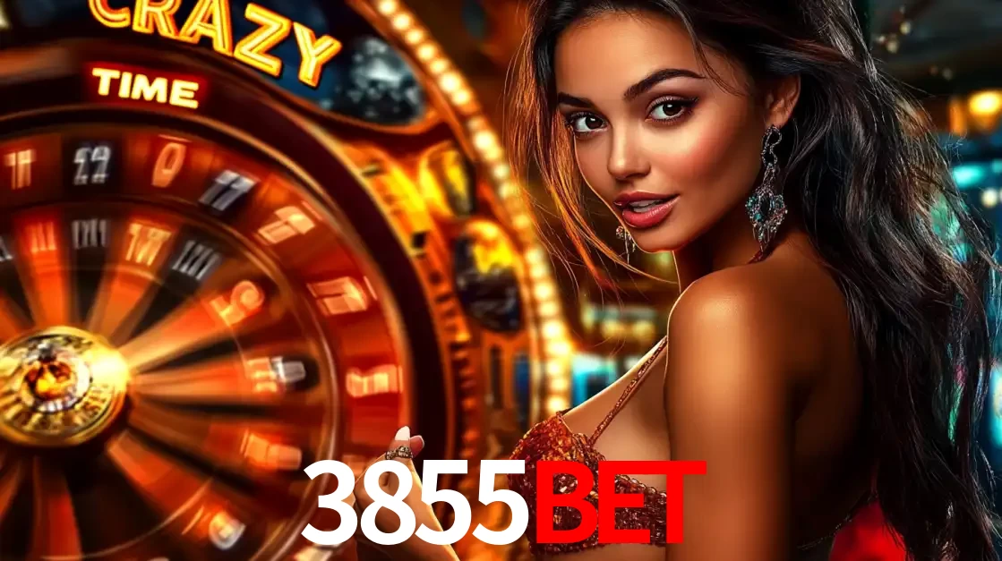 Mulher ao lado da roda de prêmios do jogo de cassino ao vivo Crazy Time, um dos shows de jogos mais emocionantes oferecidos pela plataforma de apostas 3855bet.